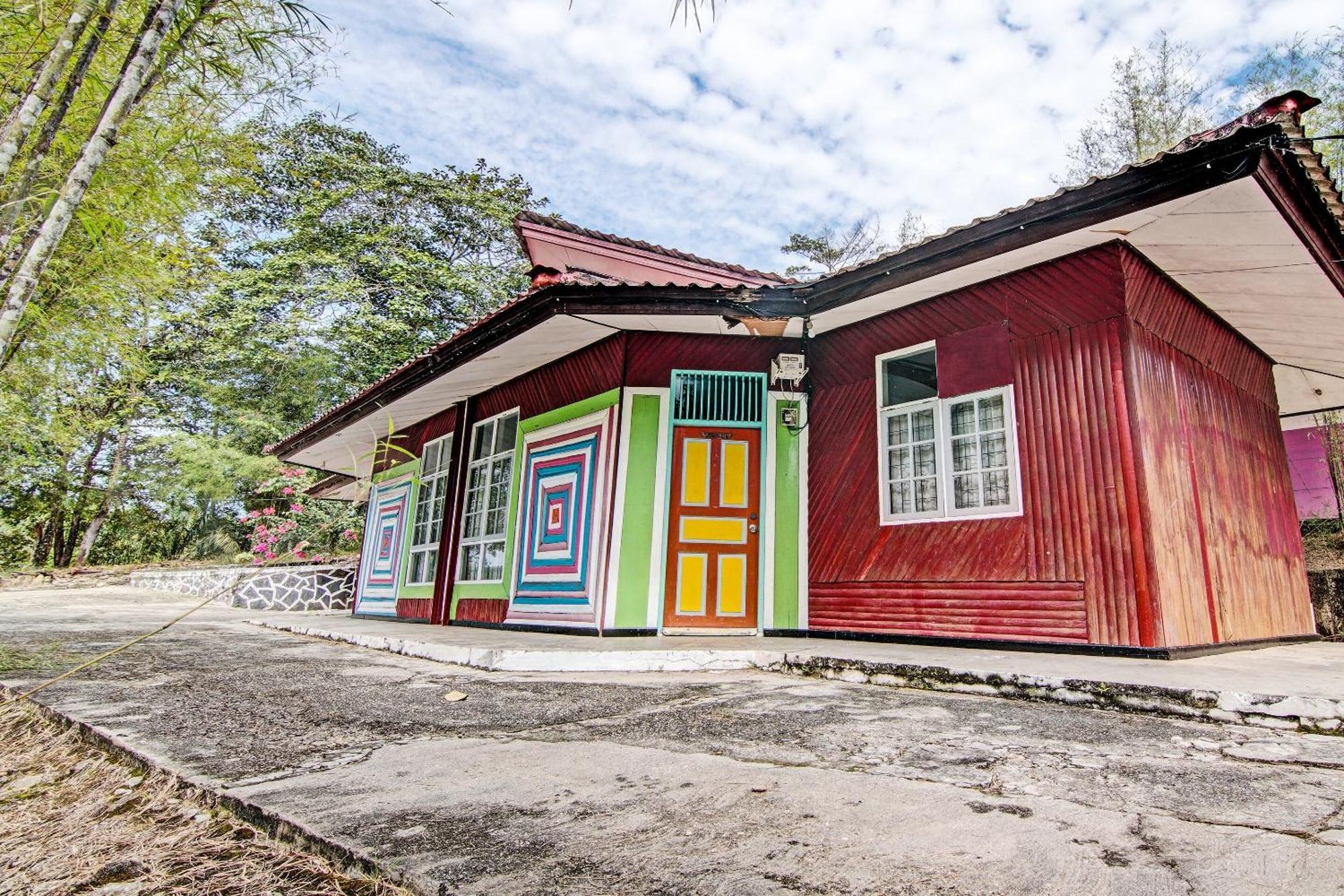 Oyo 92331 Rindu Sempadan Near Taman Wisata Rindu Sempadan
