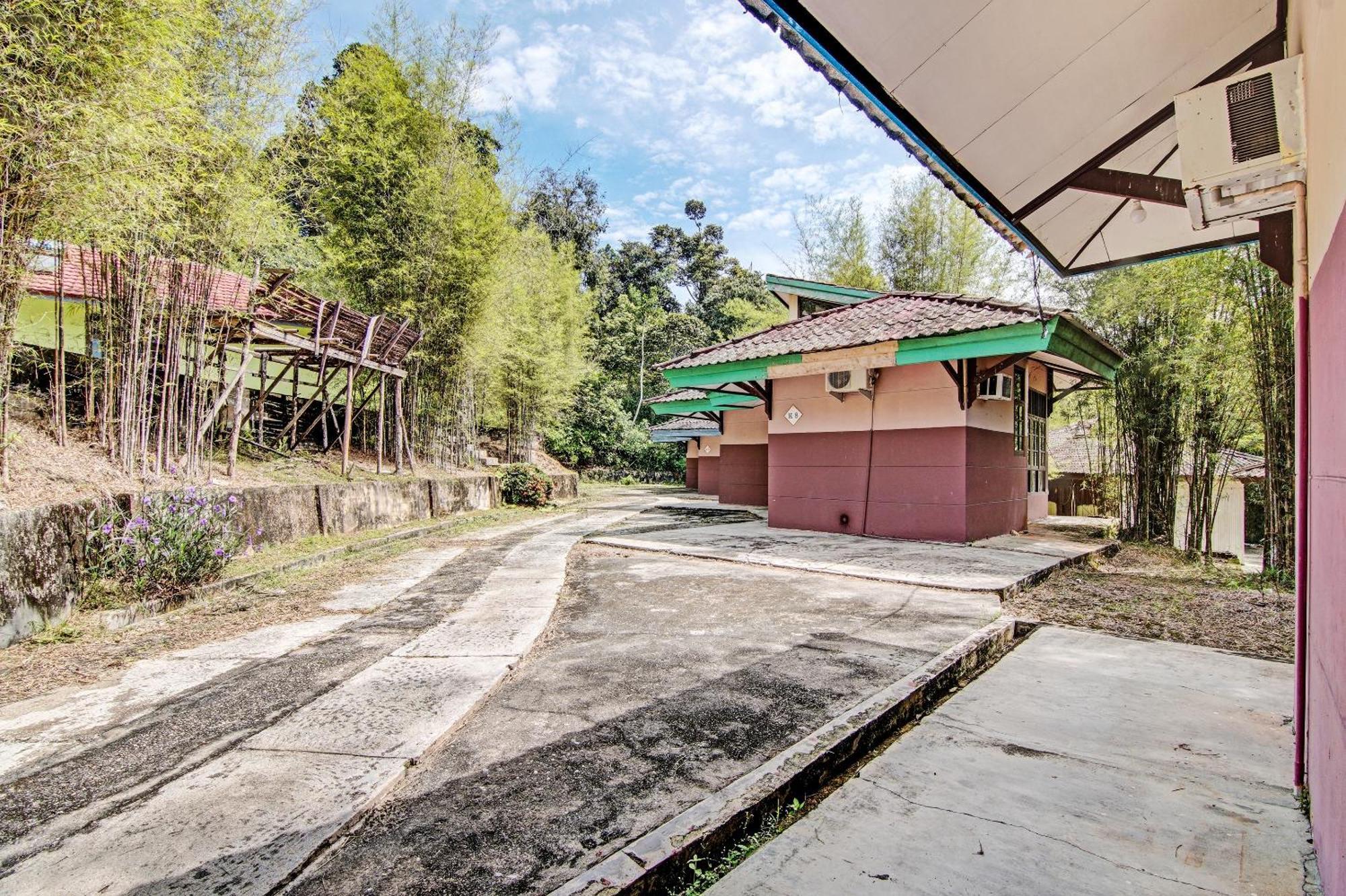 Hotel Oyo 92331 Rindu Sempadan Near Taman Wisata Rindu Sempadan Pekanbaru